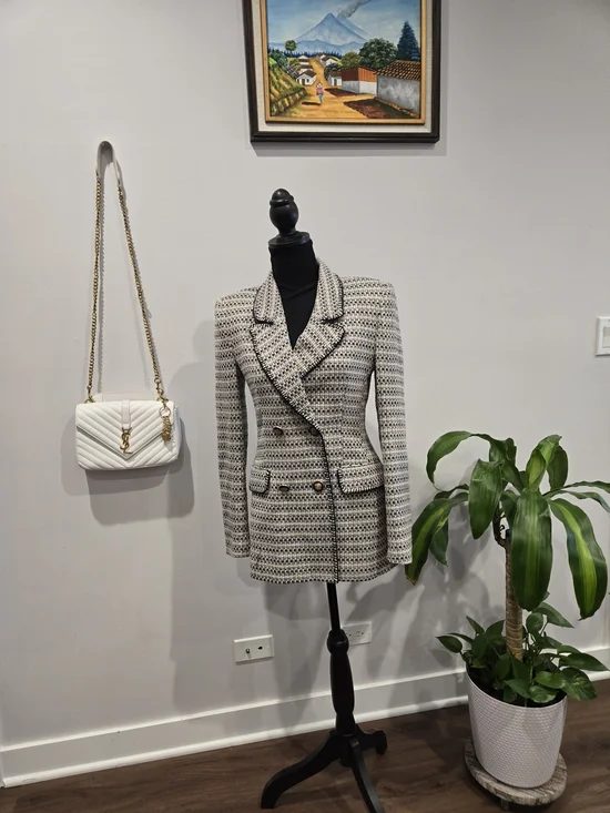 Zara Cream & Black Tweed Double-Breasted Blazer - Picture 2 of 5